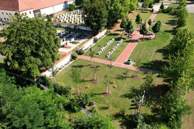 Friedhof Loiching Luftbild Friedhof Loiching Luftbild